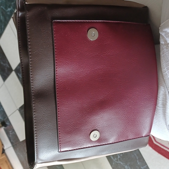 Kenneth Cole Reaction Concord Backpack Purse, 12x10 - Picture 5 of 8